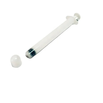 Applicatore vaginale di plastica monouso bianco liscio per un uso semplice e igienico